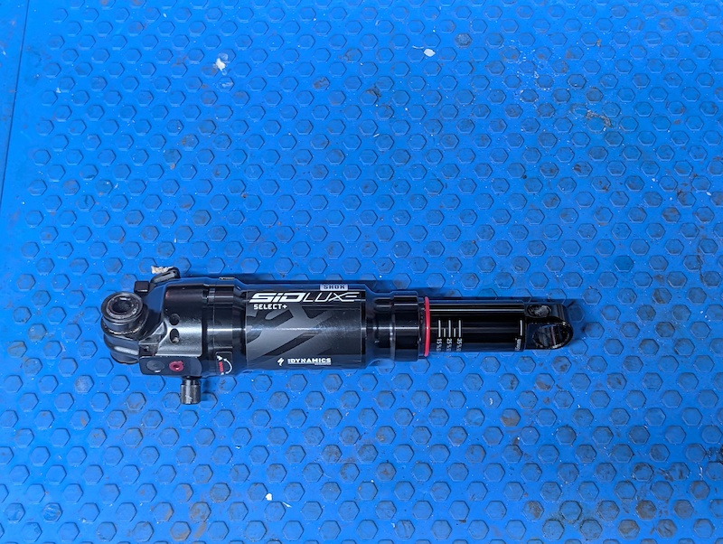 （新品・テープ付き）DUAL EVOLUTION 5BOX ② 2025 Rockshox SIDluxe Select + 190x45mm 3P MAGIC MIDDLE For Sale