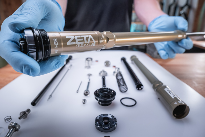 Simons.Lab Introduces Aftermarket Fork Damper With Externally Adjustable Compression & Rebound Tunes
