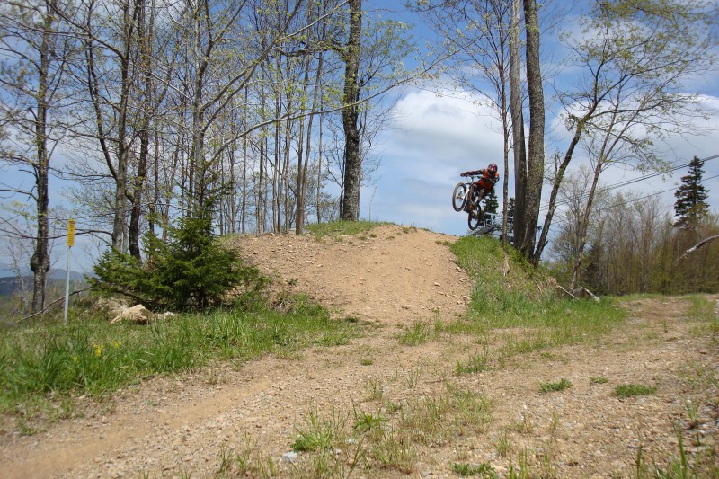 hip jump at the middle of the DH trail