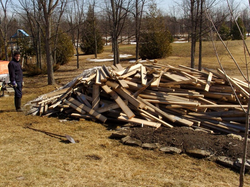The pile of wood for building