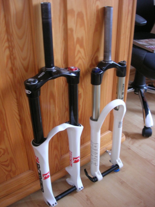 Marzocchi 66 rc2x 06 170mm and Rock Shox Pike 426 140mm..