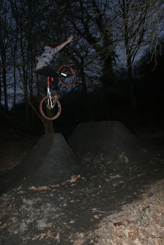 TUCK NO HANDER AT NIGHT--TAKEN BY CONNOR PRICE WITH NEW CAMERA