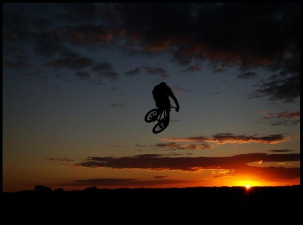 Beautiful sunset shot of Paul boosting the 4th. pic courtesy of Tim Woolford