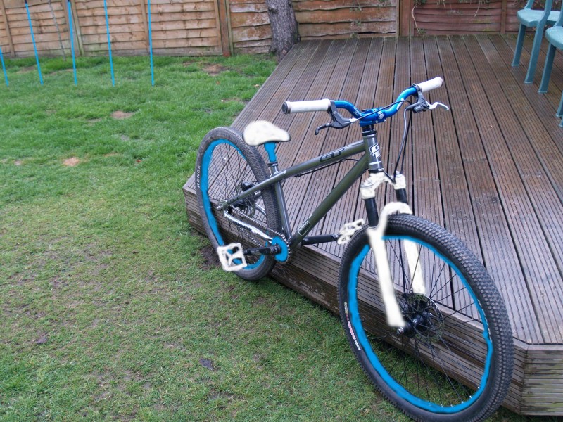 my bike with 
white forks,seat,pedals
blue rims,seat post,chainring