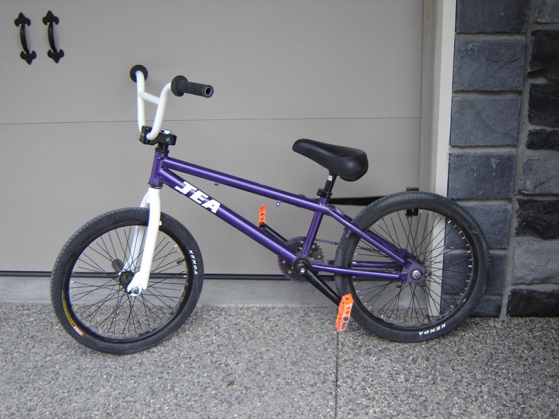 purple gt bmx