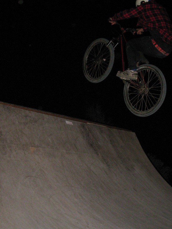 fakie air in hout bay skatepark