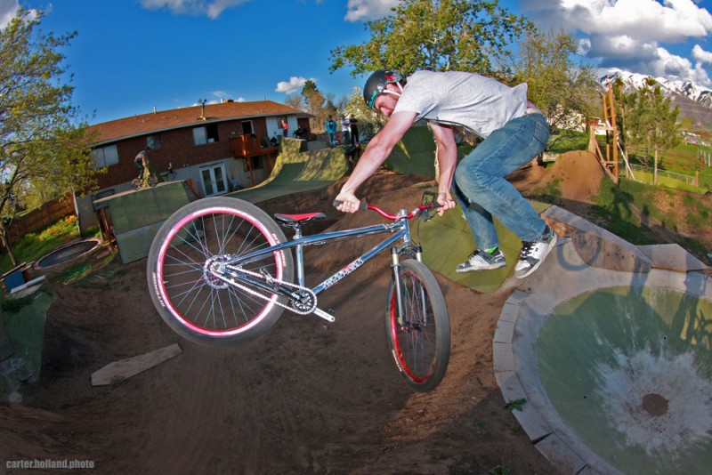 Josh downside whips my Mob during a test ride.