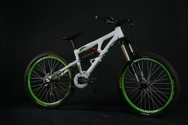 Finished Commencal Furious
