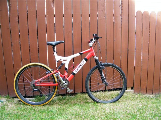 gt xcr 4000 mountain bike