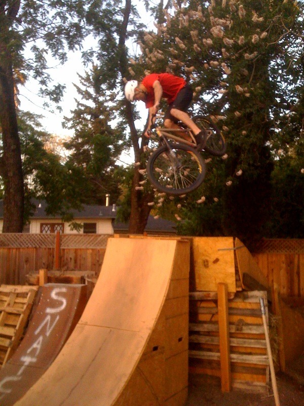 Sampson throwing a 3 on my ramp.