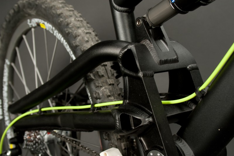 Mountain Cycle Battery - Rear linkage detail.