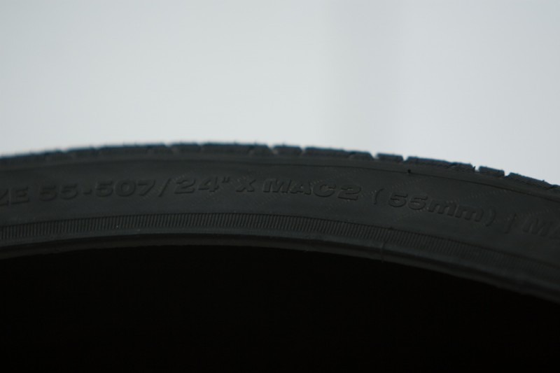 KHE MAC2 tires - 24, folding, lightest 24" tire around right now.