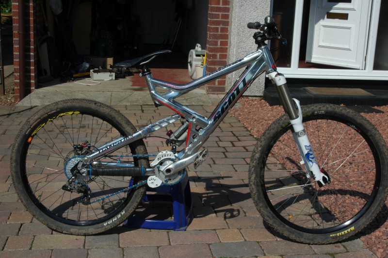 Dissapointed how the shinyness isn't being shown properly, new chain, cassette and xt's off the hardtail here to stay