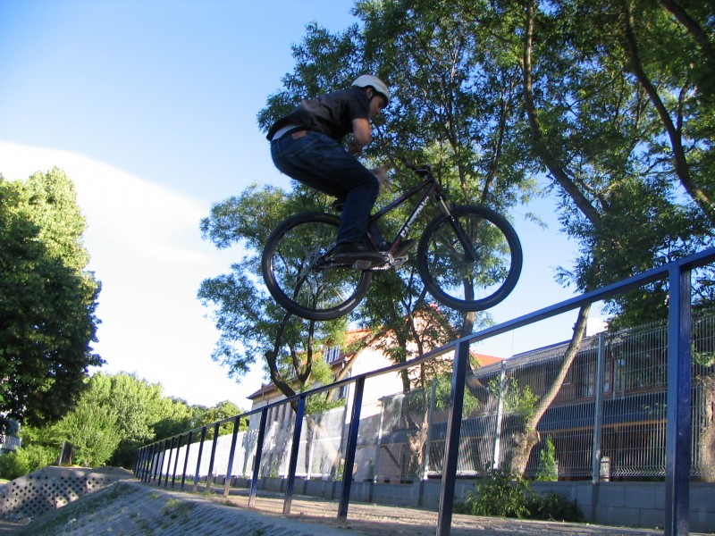 barspin over the rail