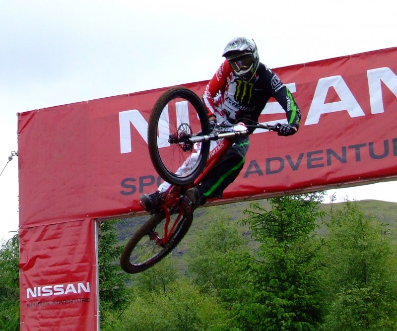 WC DH Qualifiers - Specialized