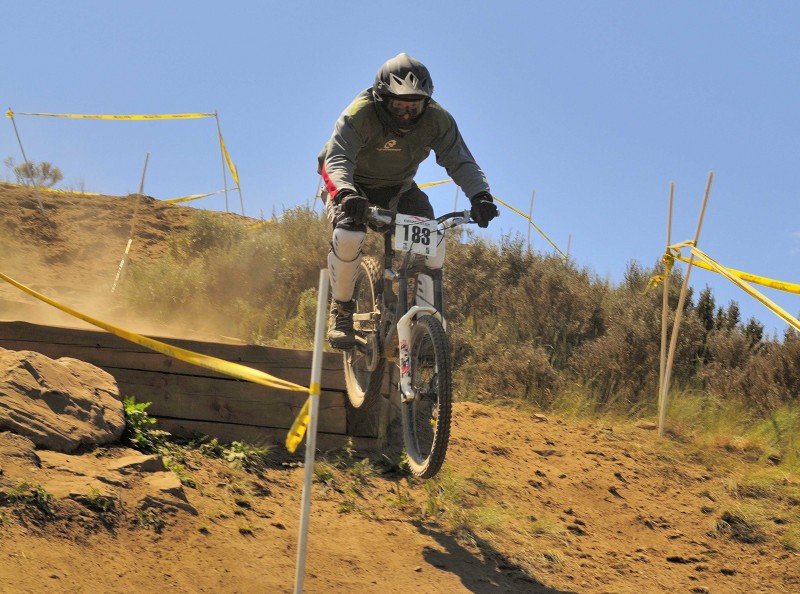 photo taken by Chris Van Luven
of http://ccvl.zenfolio.com/
My second ever DH race.