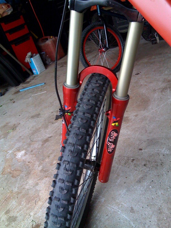 2002 Rock Shox Boxxer red For Sale