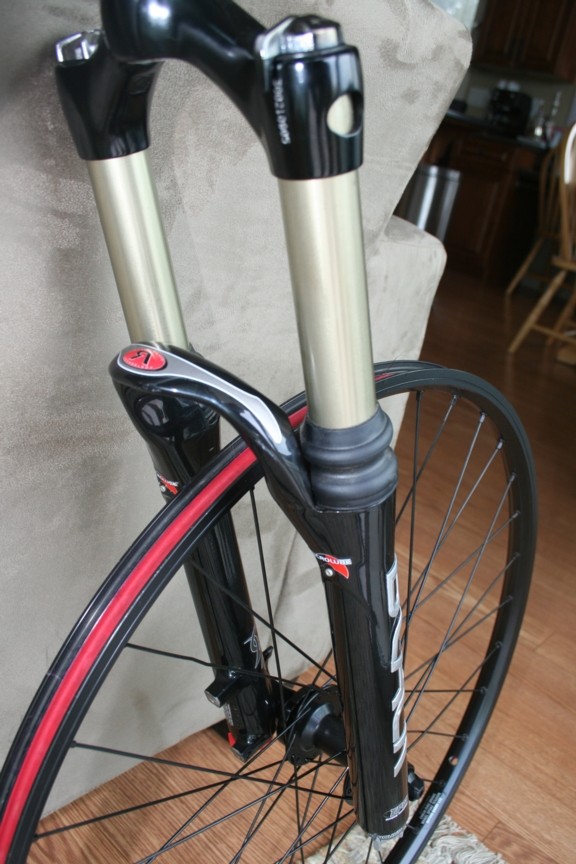 マニトウ　ブラックエリート100/120㎜可変式　 MANITOU BLACK MANITOU BLACK ELITE 120MM FORK (1 1/8) 26