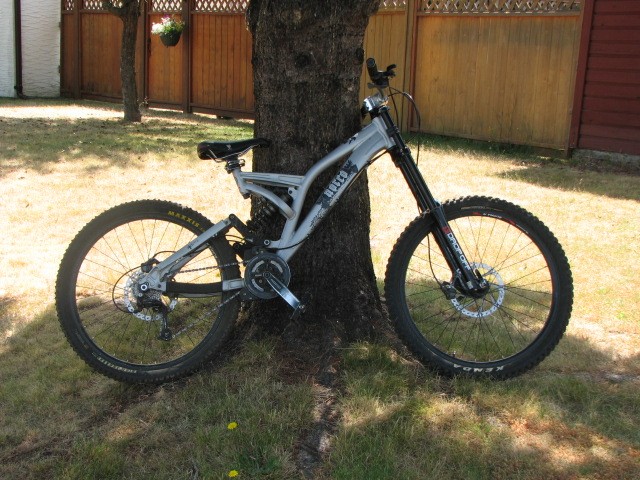 2006 Norco Shore 3
16in travel
