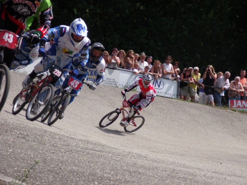 Photo's from the National Championship BMX racing in the Netherlands. Fun to see a big contest on your own track...