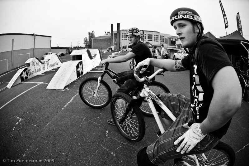 Alex Poe & Shane at Momentum Bike, Hike & Board NWSOF.com Dual Stu in ...