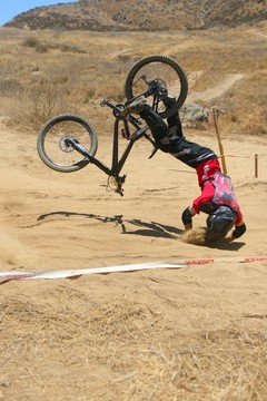 me trying to cartwheel my bike, still the same crash.