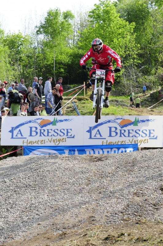 DH Action in La Bresse
