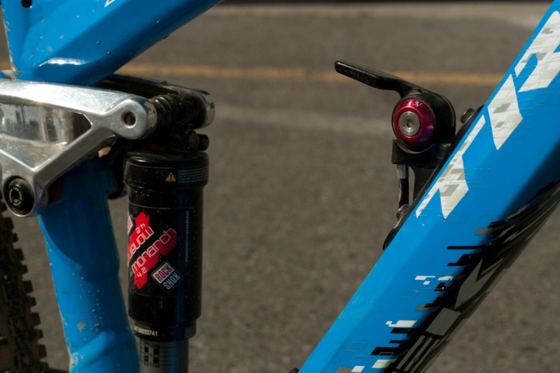Brandon Semenuk's 2009 Slopestyle bike, Trek Remedy - Custom shifter, and Monarch 4.2