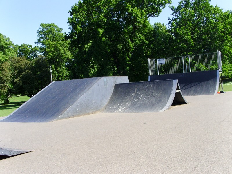 the spine 6 footer and jump box at harpenden