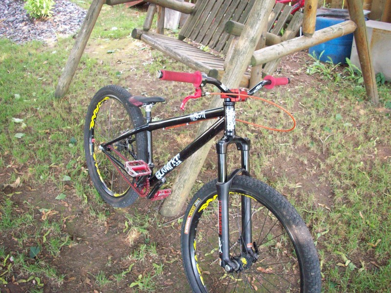 building a dirt jumper