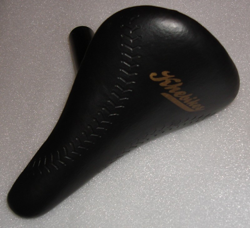 For Sale: KHE Loyal Seat/Post combo. Black. 25.4 mm post. Barely used, essentially new condition. $40 CAD.