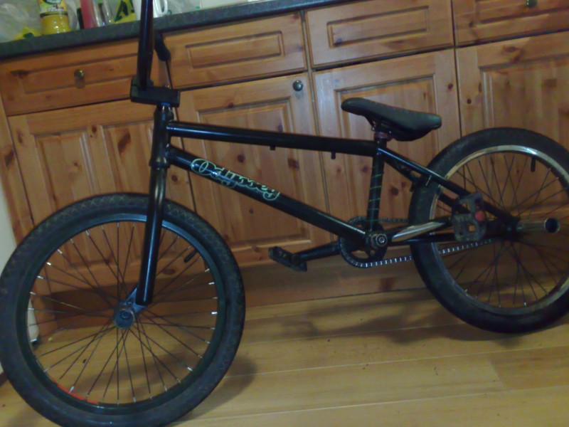 this is when i first sprayed my bike :D