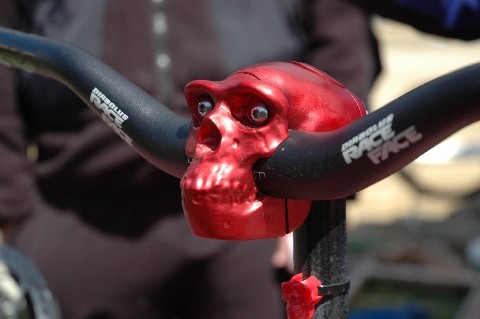 Dirty Dog Reaper Stem red with bar