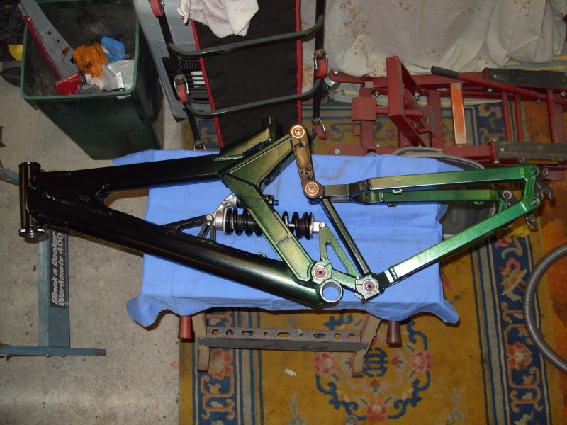 my frame nearly fully assembled with its new paintjob.