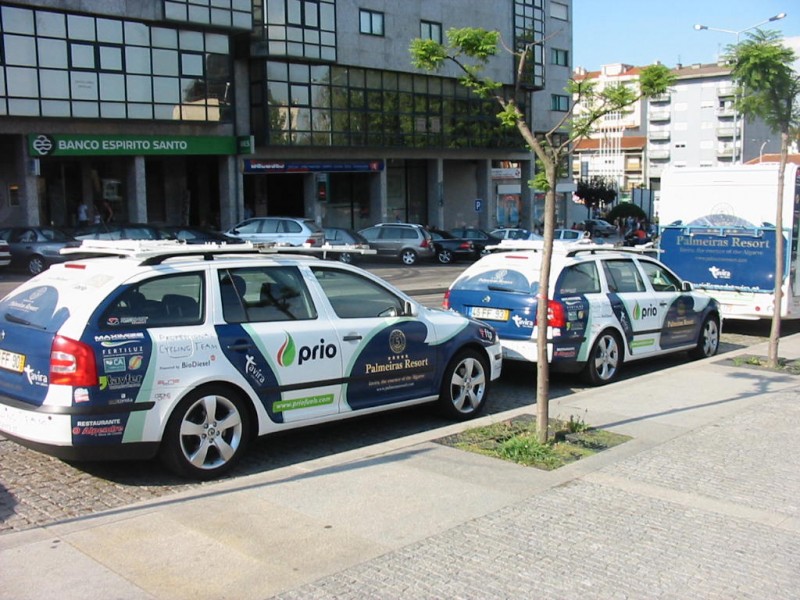 Suppport cars from Palmeiras Resort Tavira Team.