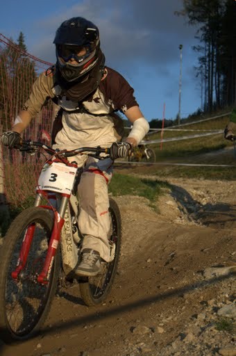 riding the 24 hour DH race