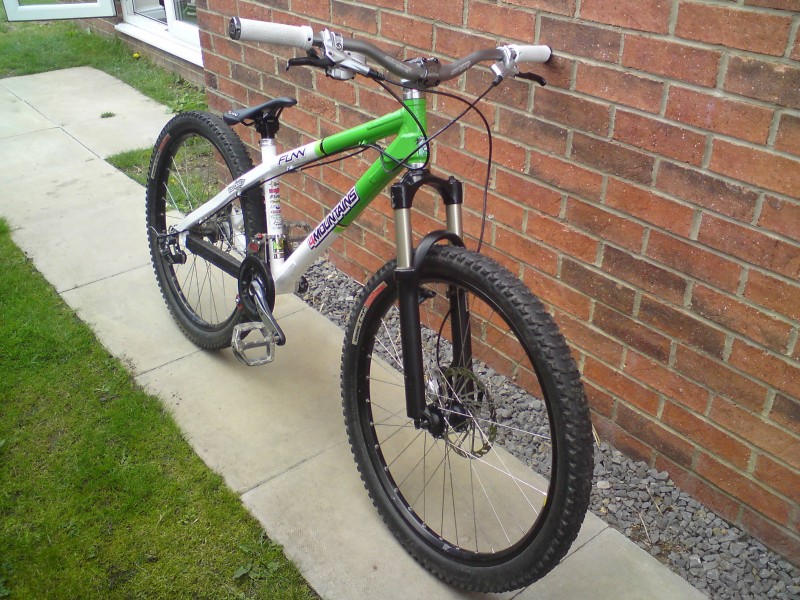 new zumbi voodoo
with new cranks new bars and stem and new kmc ti chain soon

NOT FINISHED