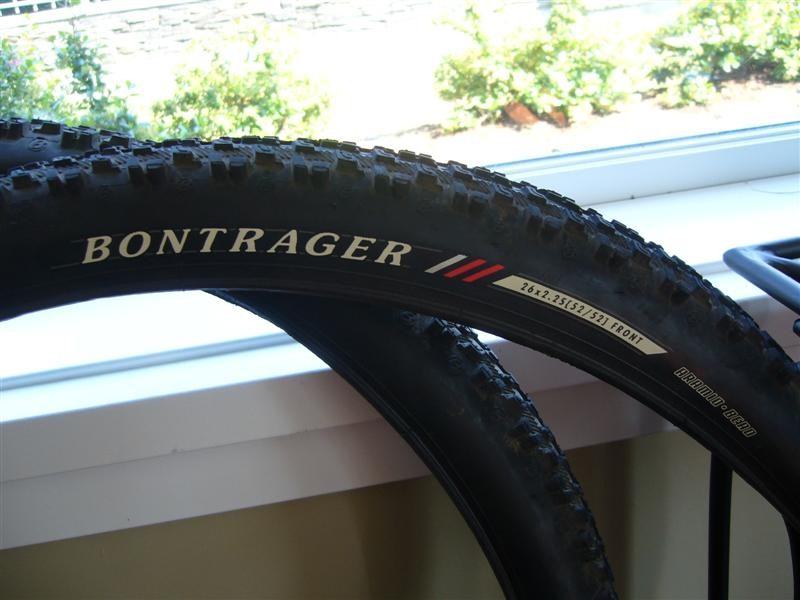 Bontrager jones xr outlet 26x2 25 tires