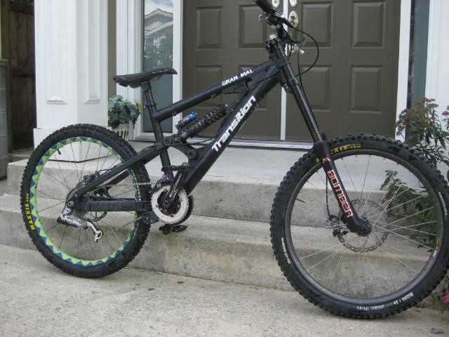 Transition Gran Mal with Juicy 7, Hope Hub, Mavic 729, DHX 5, 888 FOR SALE for 1700!