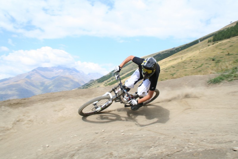 Hatch - Rockstar Energy Drinks, Last Bikes, Funn Components - up above Les 2 Alpes. Pic by Terri-Anne