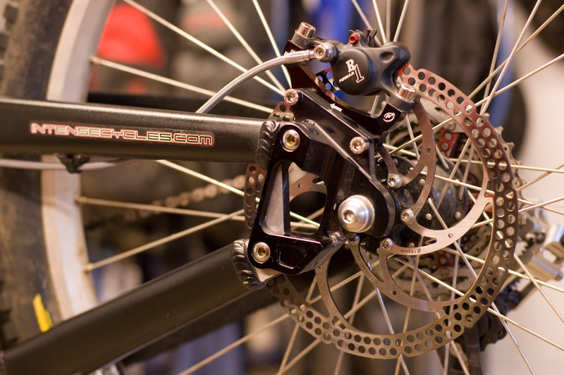 Formula r1 best sale disc brakes