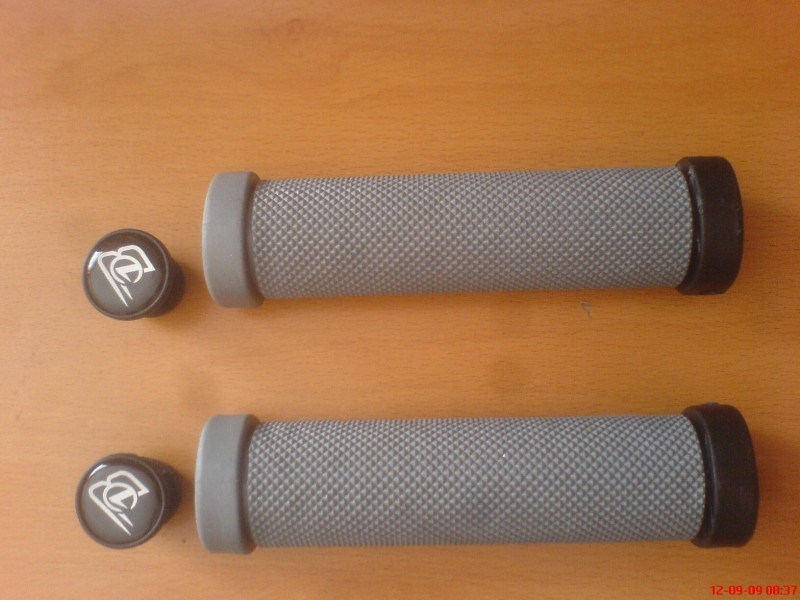 NEW GRIPS