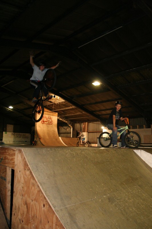 me tuck no hander over the jump box.
