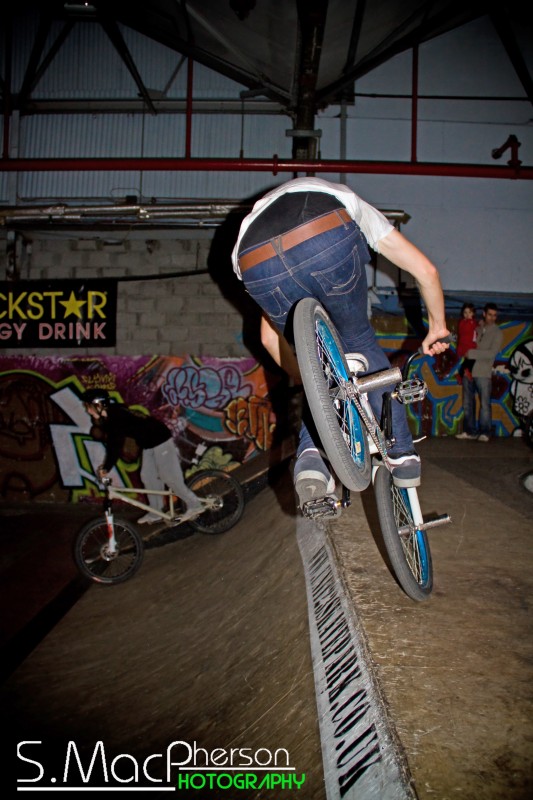 Footjam nose stall thang