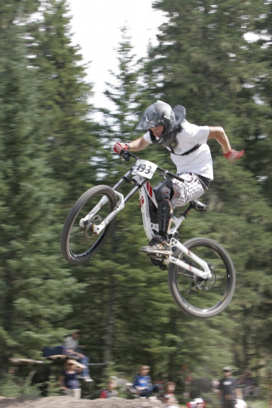 Suicide one hander.  (Late photo) 
Fat Tire Festival 2009 Dirt Jump Comp I Finished 2nd On a 47 lb. Flatline. Photo Credit Frontier Lodge Photographer