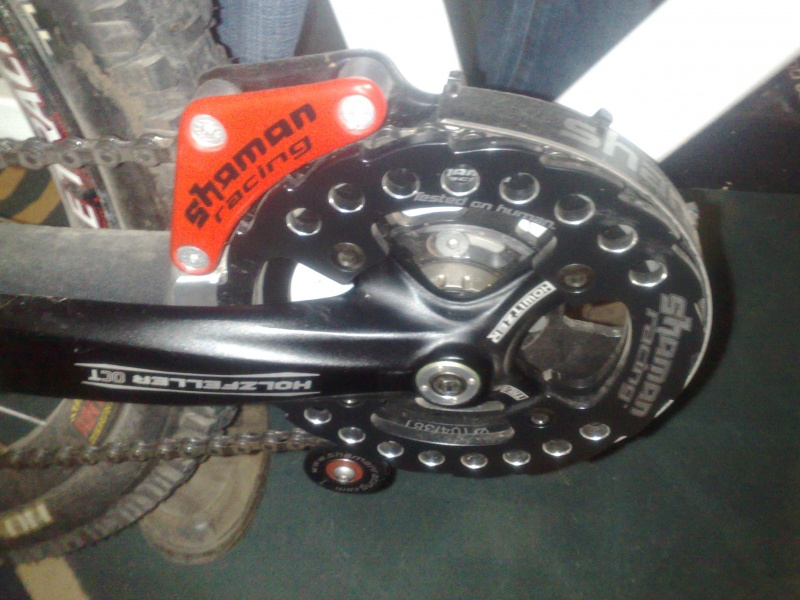 holzfeller again, shaman racing 38t chainring, bashguard and 4x pro chain device