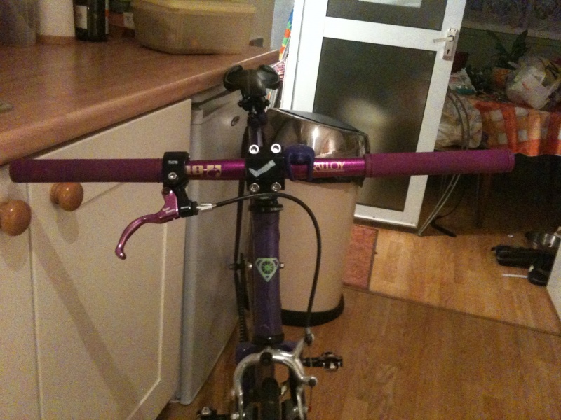 new purple anodised flat bars for the fixie!