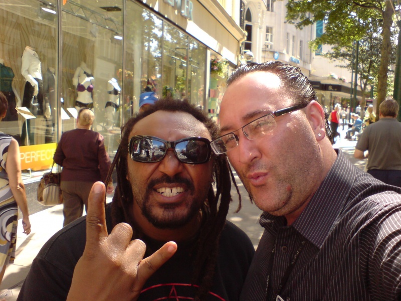 Me with Benji singer with SKINDRED !!!