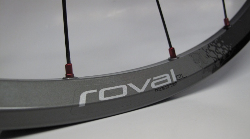 The Roval EL rims use eyelets and anodized aluminum nipples