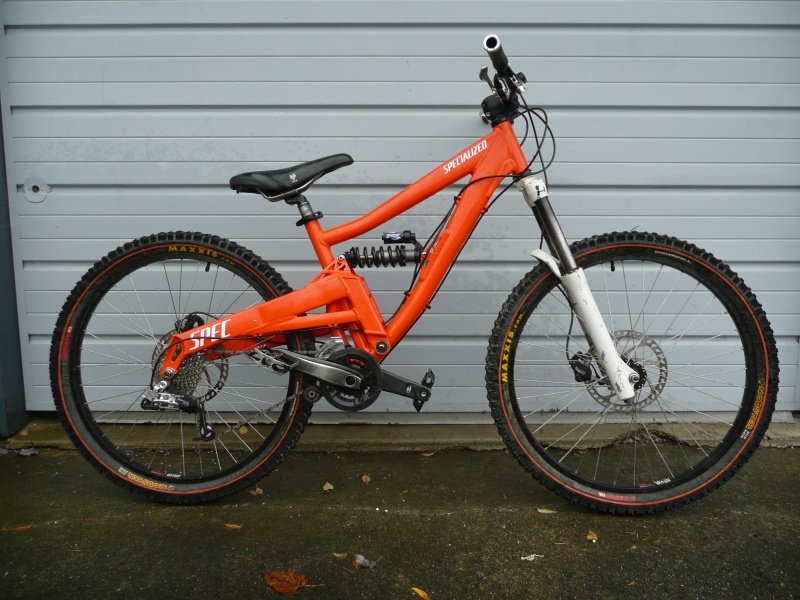 Specialized Big Hit SPEC 05, small, upgraded parts. For Sale